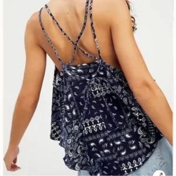 NWT We The Free Women's Size M Blue Hey Girl Bandana Tank Top 100% Cotton - Picture 3 of 9